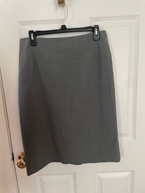 Barneys New York Gray Pencil Skirt size 12